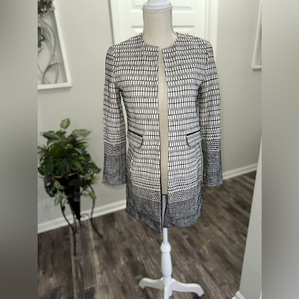Zara Women’s Cream Black Textured Open Front Cardigan Jacket Size S